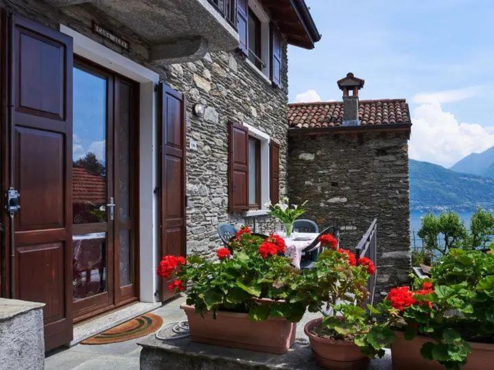 Casa Alex Villa Pianello Del Lario Exterior photo